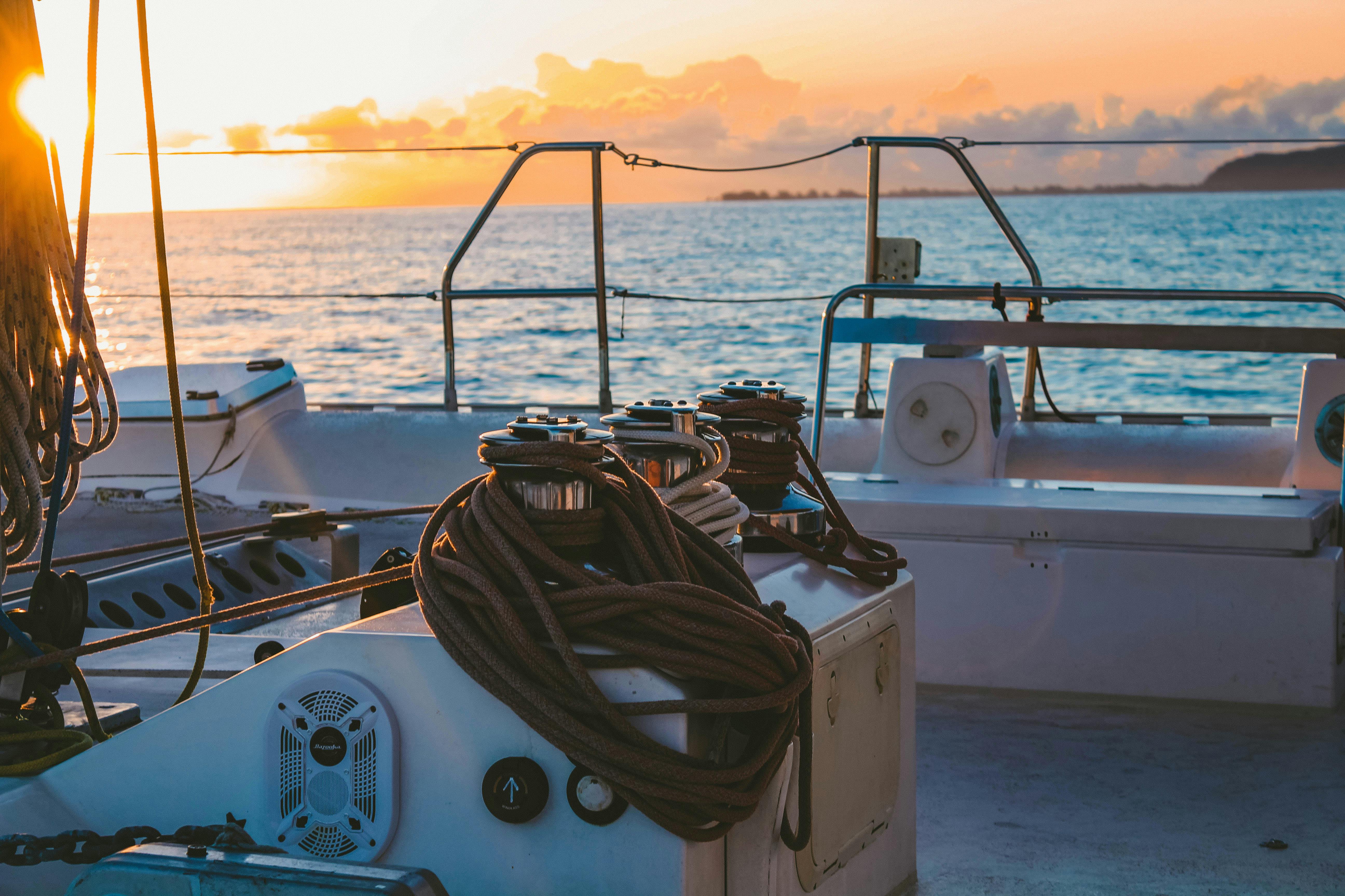 Gourmet Dining Yacht Charters in Islamorada: Culinary Voyages