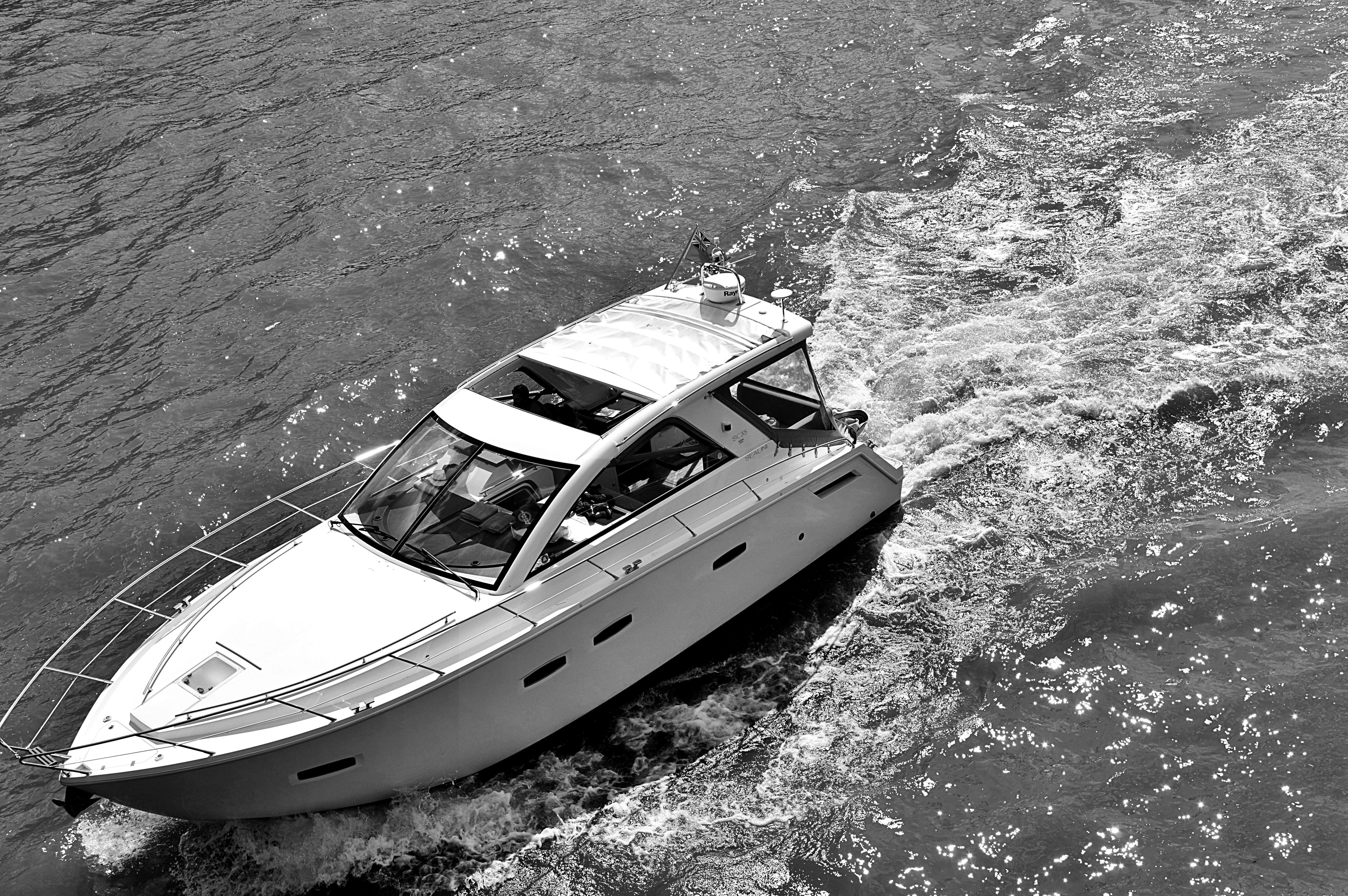 Marathon Yacht Charters: Exploring the Heart of the Florida Keys